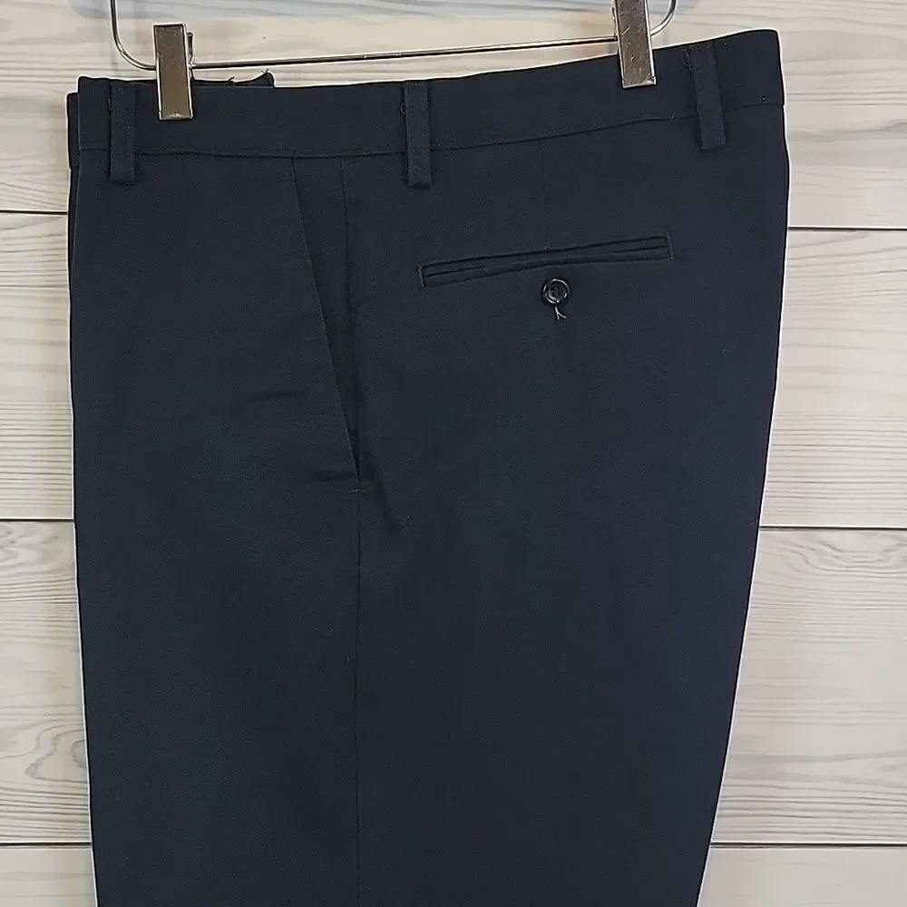 Dockers straight fit ultimate chinos in Navy Size 36X32